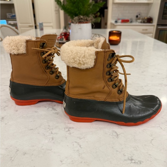 Sperry Boots Top Sider Saltwater Boots Women’s 8 Deep Green with Red Accents - Picture 3 of 6